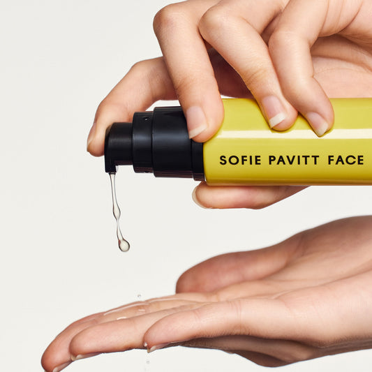 SOFIE PAVITT Mandelic Clearing Serum