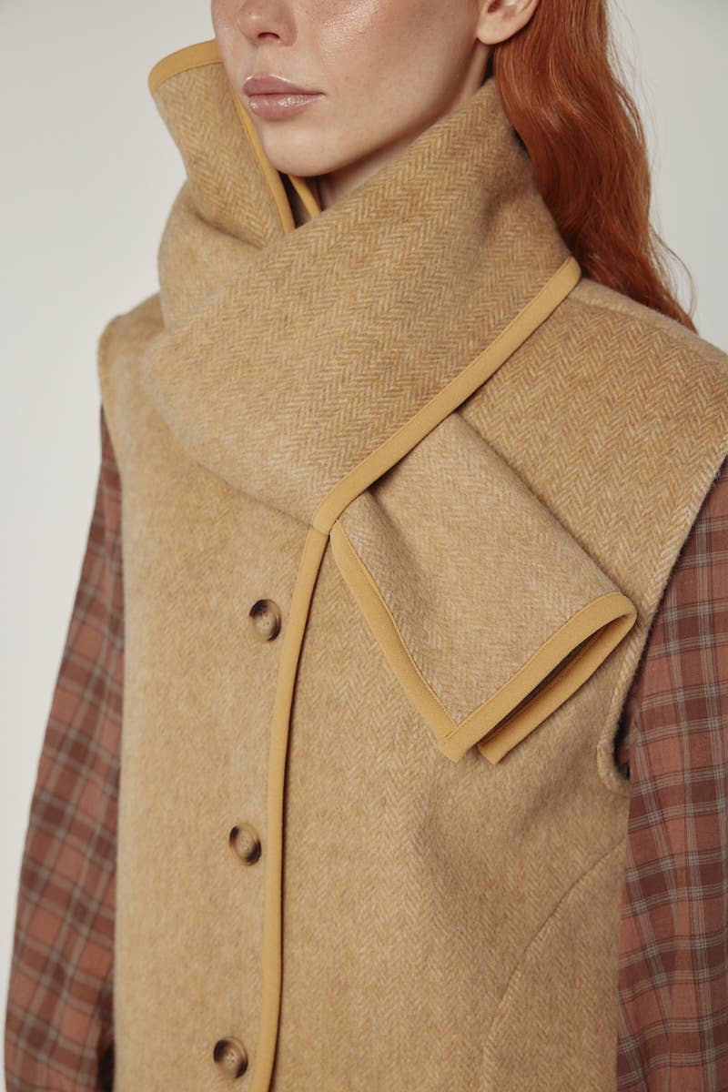 Wool-blended scarf vest: Cashews / Solid / M/L