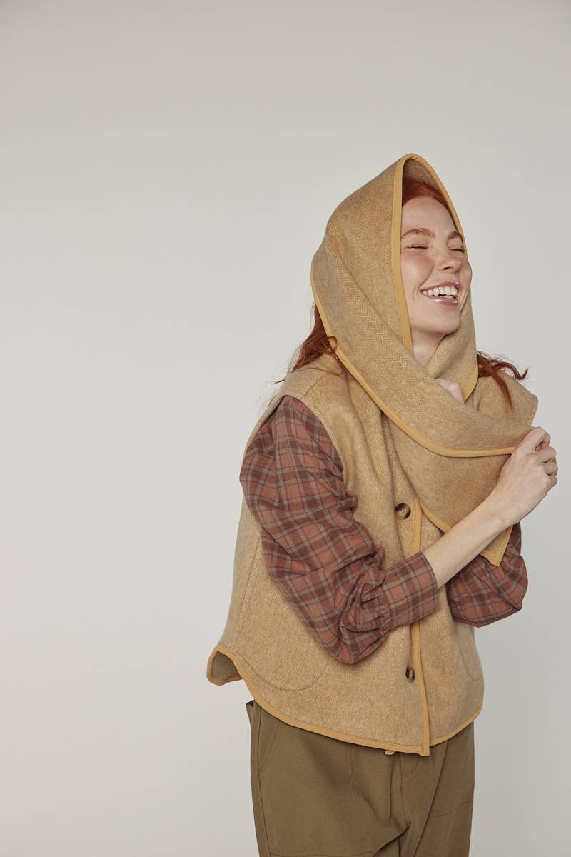 Wool-blended scarf vest: Cashews / Solid / XS/S