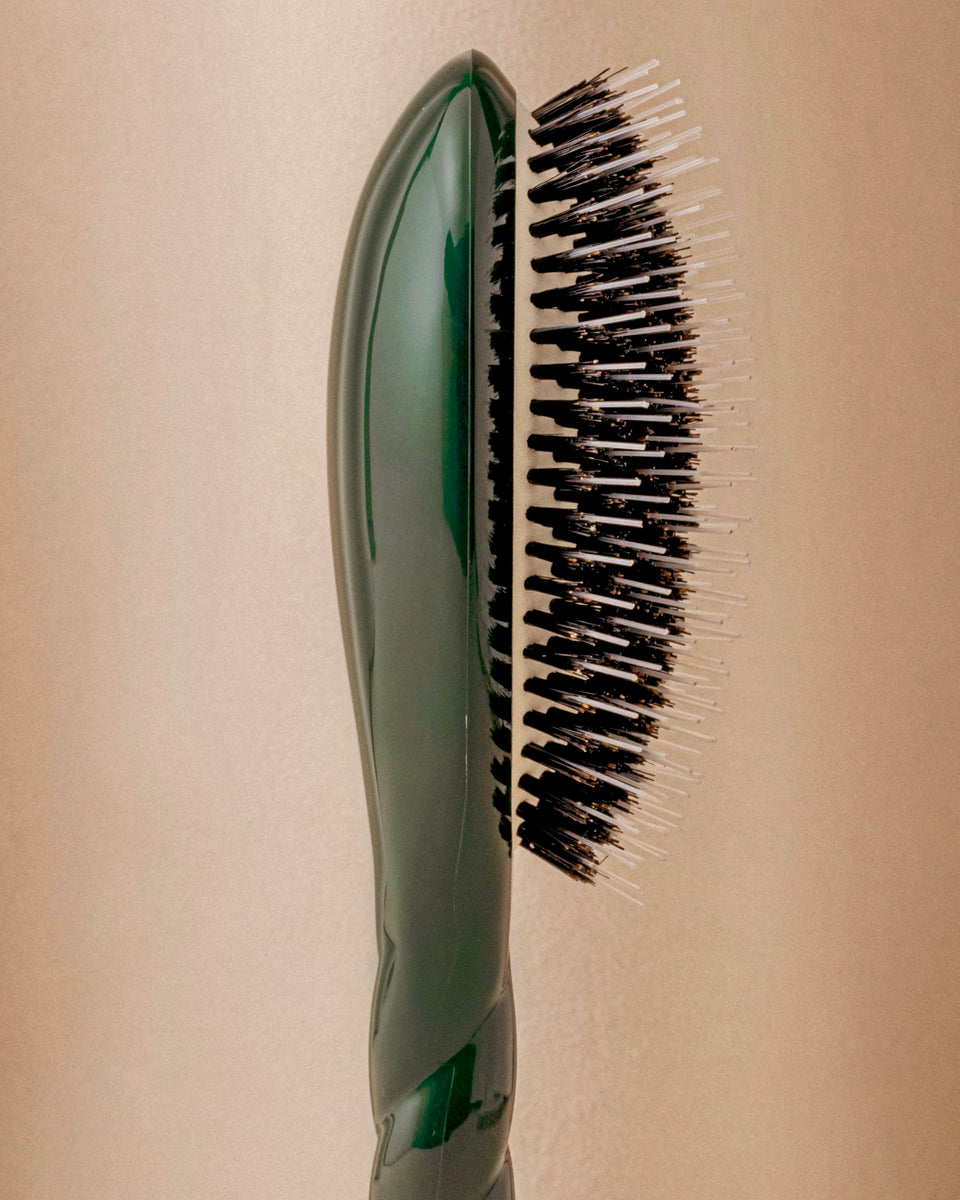 LA BONNE BROSSE N.02 The Essential Detangling & Conditioning Brush