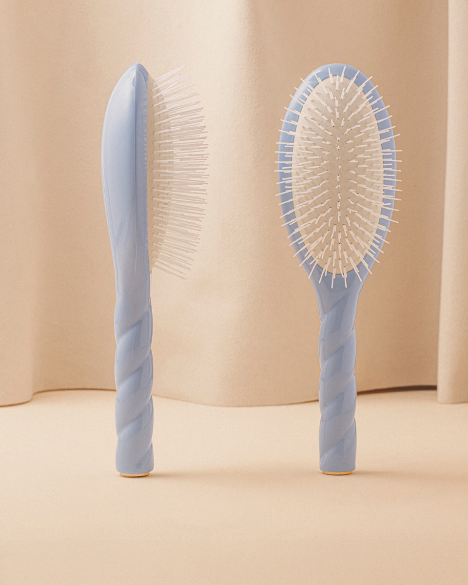 LA BONNE BROSSE N.07 The Intense Detangling and Stimulating Brush
