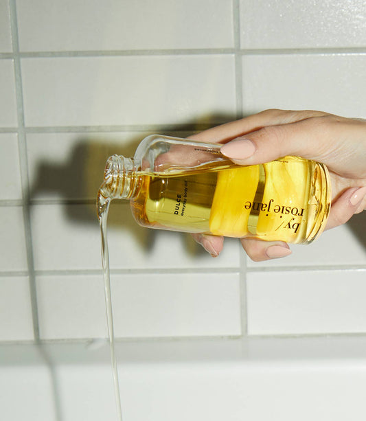 DULCE Everyday Body Oil with vanilla