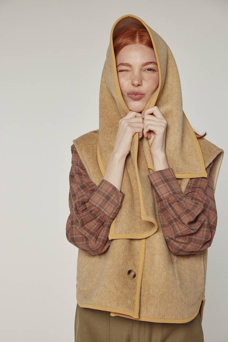 Wool-blended scarf vest: Cashews / Solid / M/L